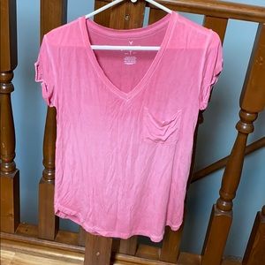 American Eagle tee shirt